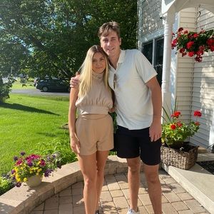 Meet your Posher, Christopher